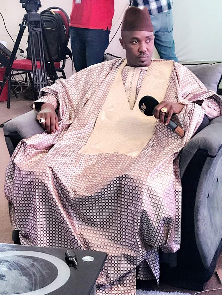 Cheikh Sarr et Alima Dione,deux "Baye Fall" dans les tendances Show sur la SEN TV.