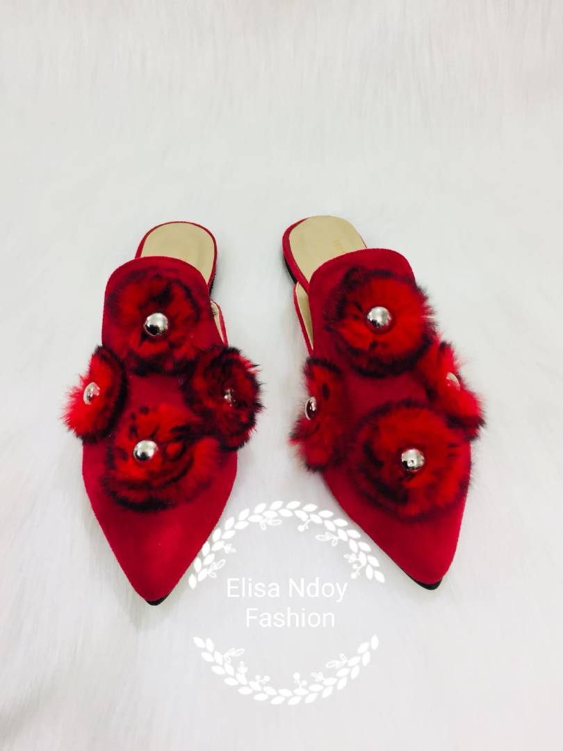 ELIZA FASHION LONDRES LANCE LES TENDANCES ÉTÉ FAITES VOS COMMANDES PAR WATSHAP 00447715280365.