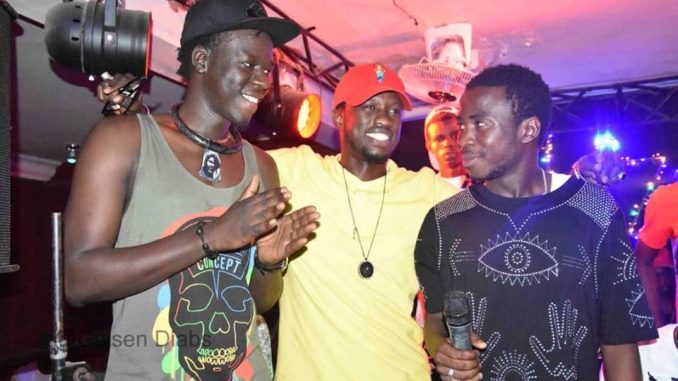 Revivez en Images le Show de Tarba Mbaye à l’Alizé club lors de sa soirée…