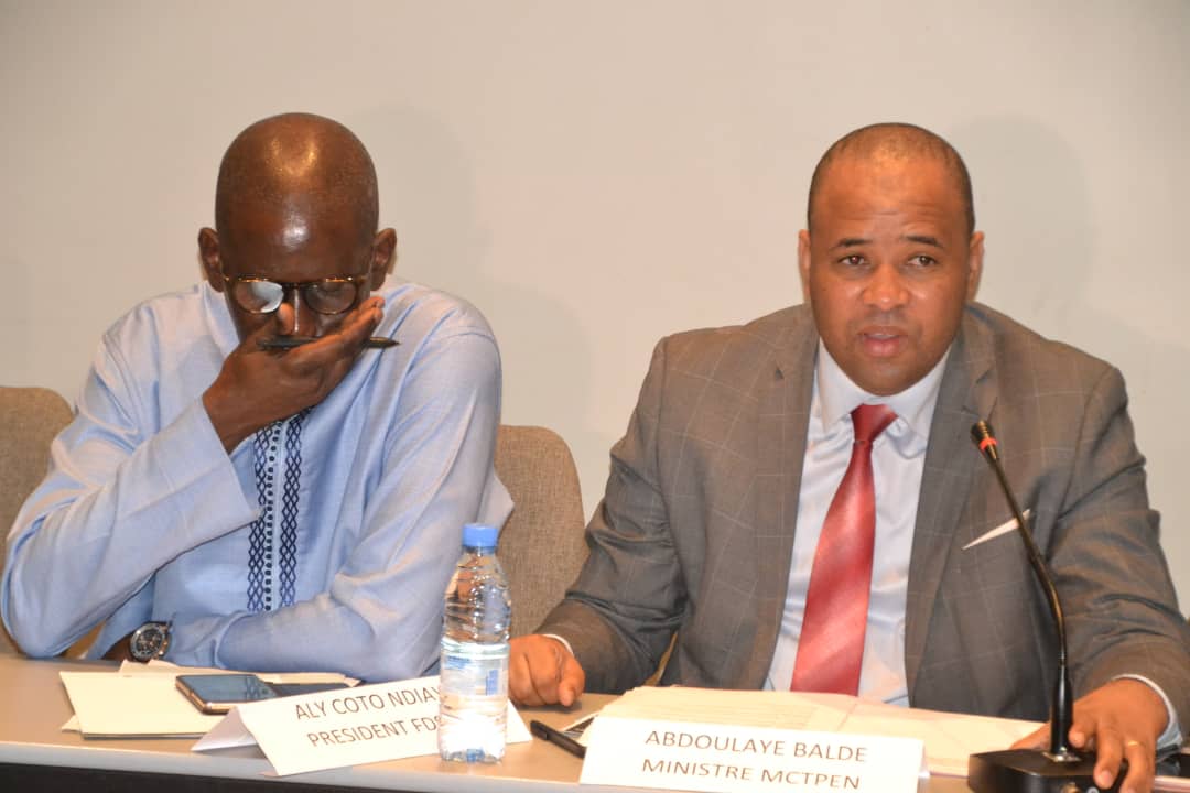 Le cabinet Défis & Stratégie avec le ministère de la communication et des télécommunications en atelier pour la validation de stratégie des télécommunications