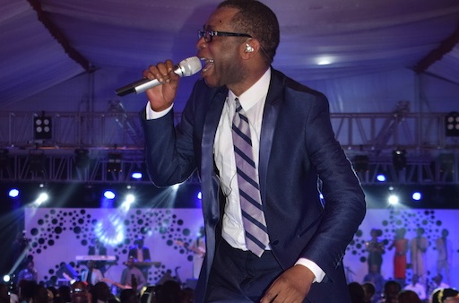 Youssou Ndour, le chanteur le plus élégant du Sénégal !!!