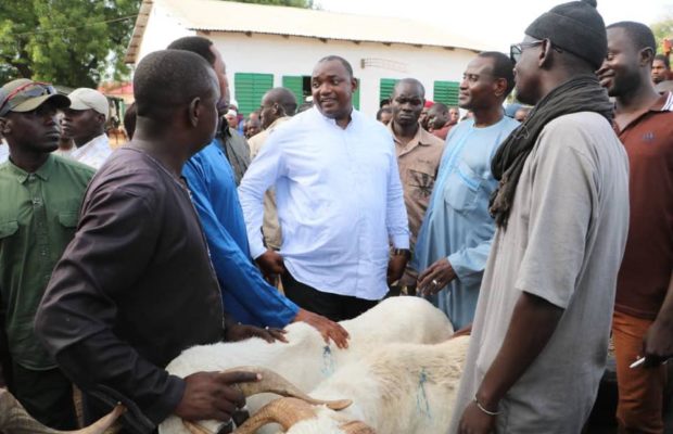 Mouton de Tabaski: Adama Barrow s’est rendu dans un daral pour…