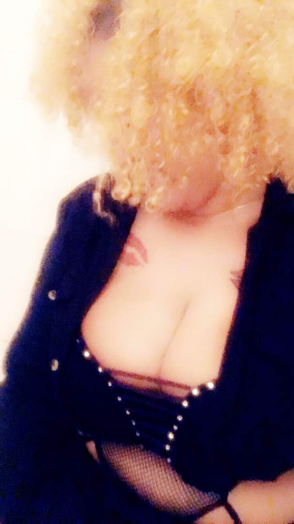 Quand Aichana Aidara croque la vie belle vie, elle ne se soucie de rien;