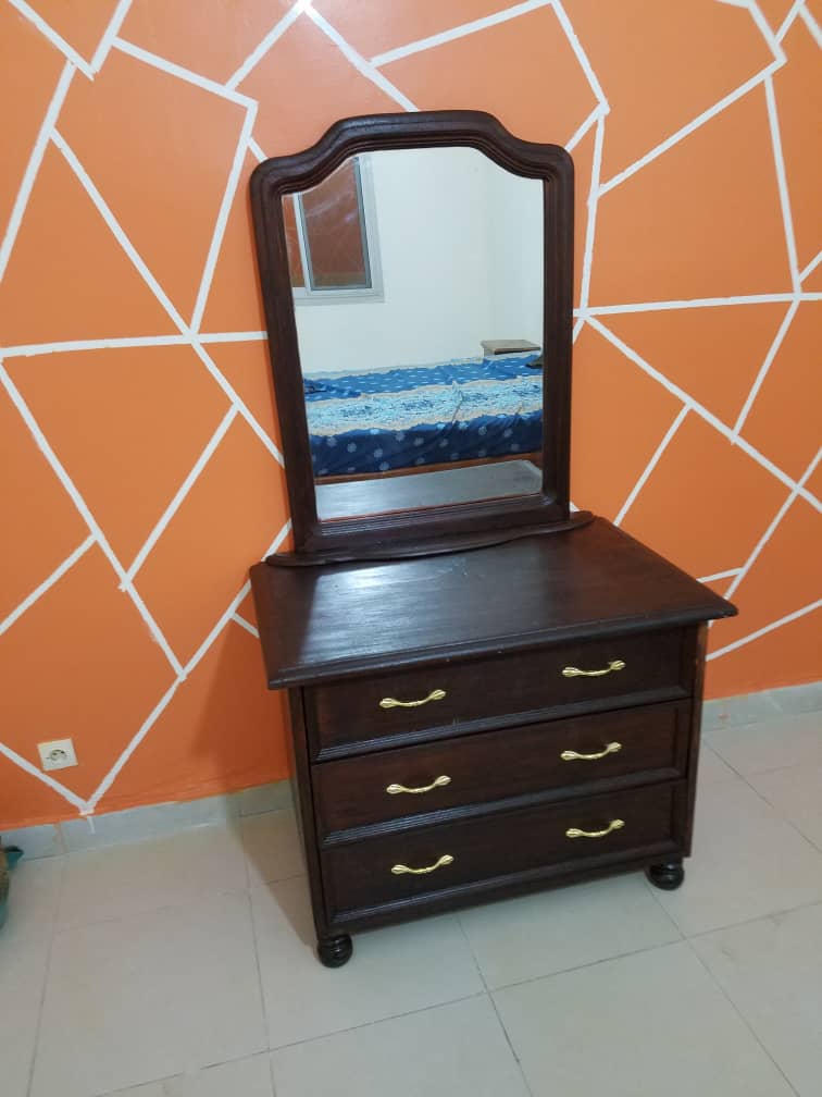 Louez votre appartement meublé calme et sécurisé à Ouest Foire: TEL 77 55676 87