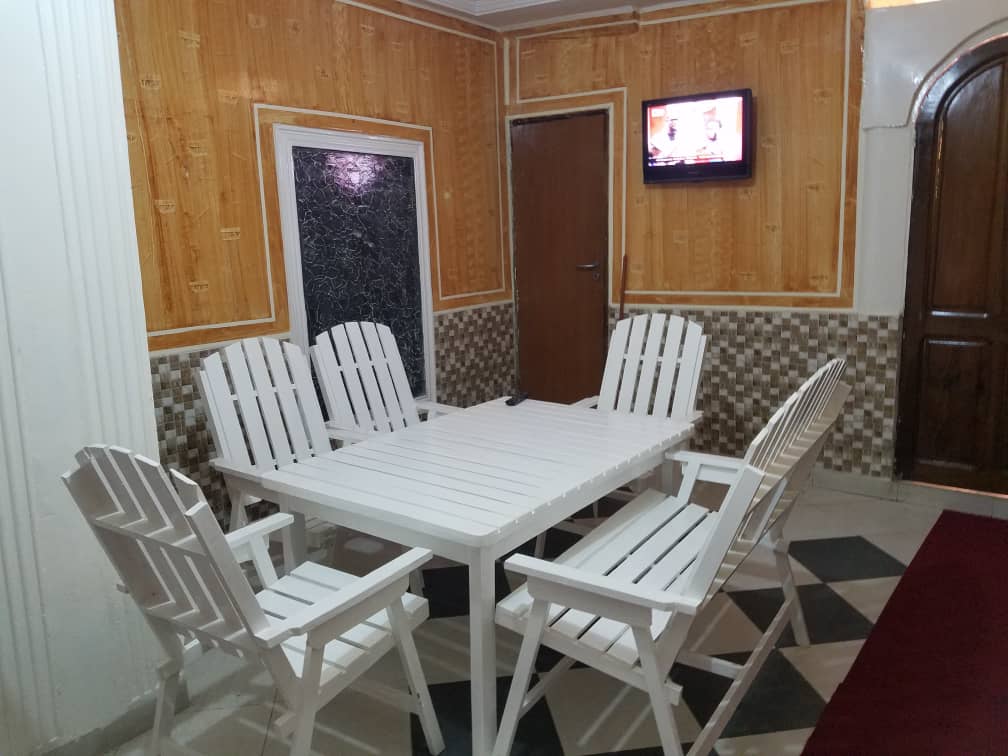 Louez votre appartement meublé calme et sécurisé à Ouest Foire: TEL 77 55676 87