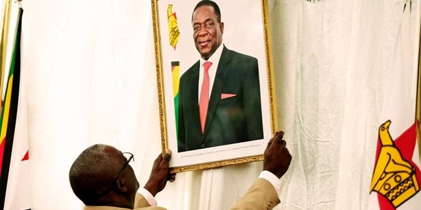 Présidentielle au Zimbabwe : Chamisa débouté, Mnangagwa confirmé