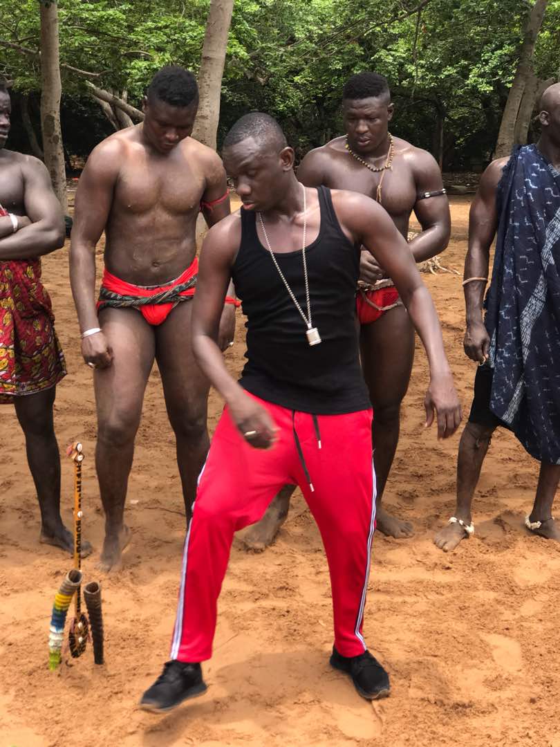Dans les coulisses du tournage, nouveau clip de Pape Diouf