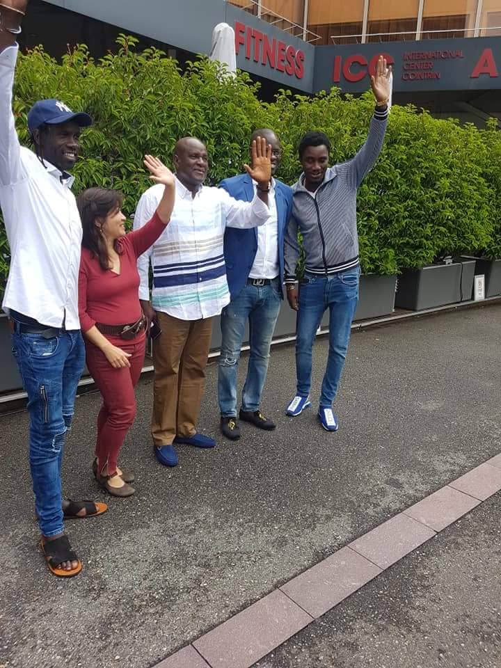 Geneve: Waly Seck et son parrain l'artiste international Ismael Lo reçus par l'AMBASSADEUR DU SENEGAL.