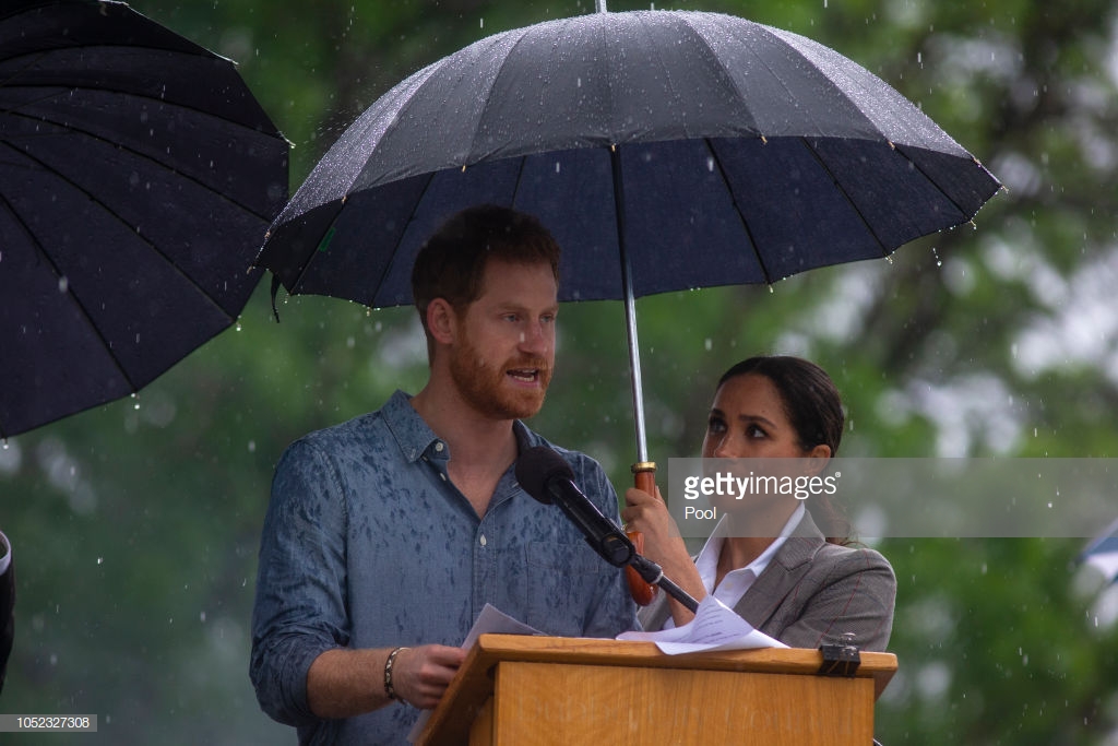 Meghan Markle enceinte : la surprenante réaction du prince Harry quand elle lui a appris sa grossesse