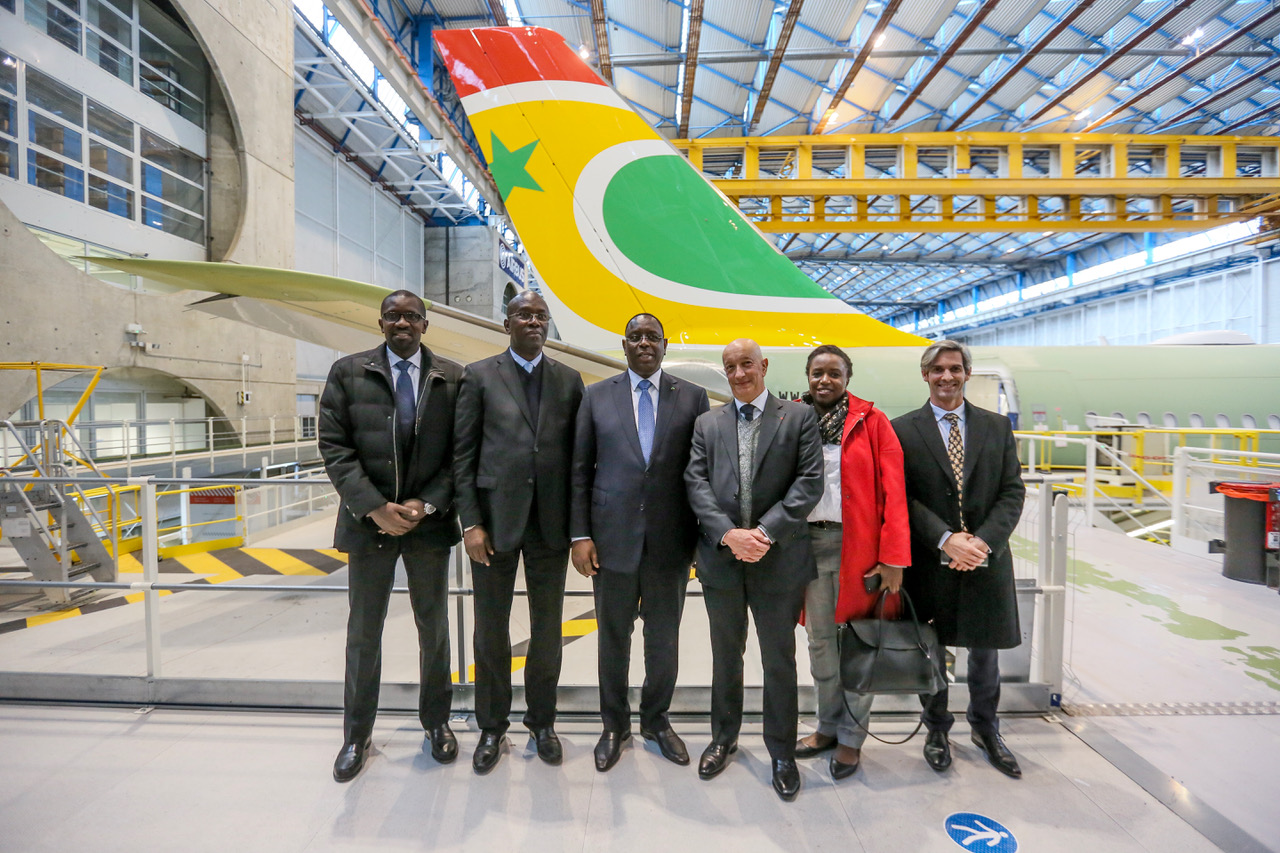 Le Prototype d’Airbus A330 Néo commandé par le Sénégal a été présenté au Président Macky Sall … Un avion de dernière génération