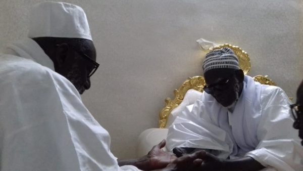 Thierno Madani avec le Khalif des mourides