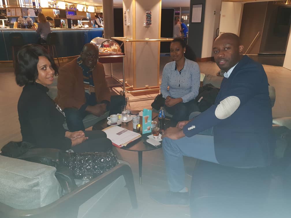 AFRICAN LEADER AWARDS CE SAMEDI 10 NOVEMBRE: Arrivés du président Mbagnick Diop et son staff à Paris