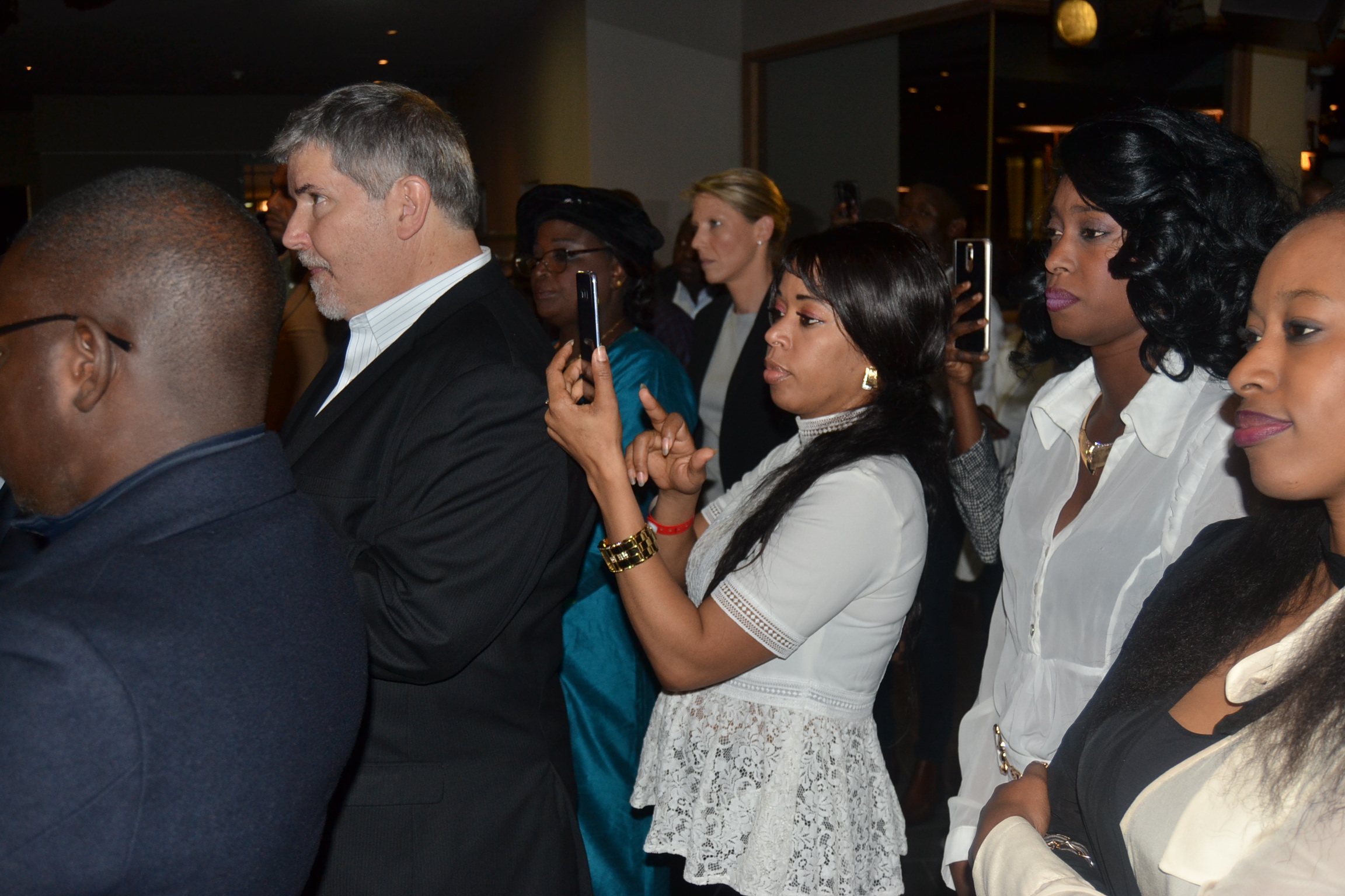 Les images du cocktail Networking aprés le gala des African Leadership Awards.