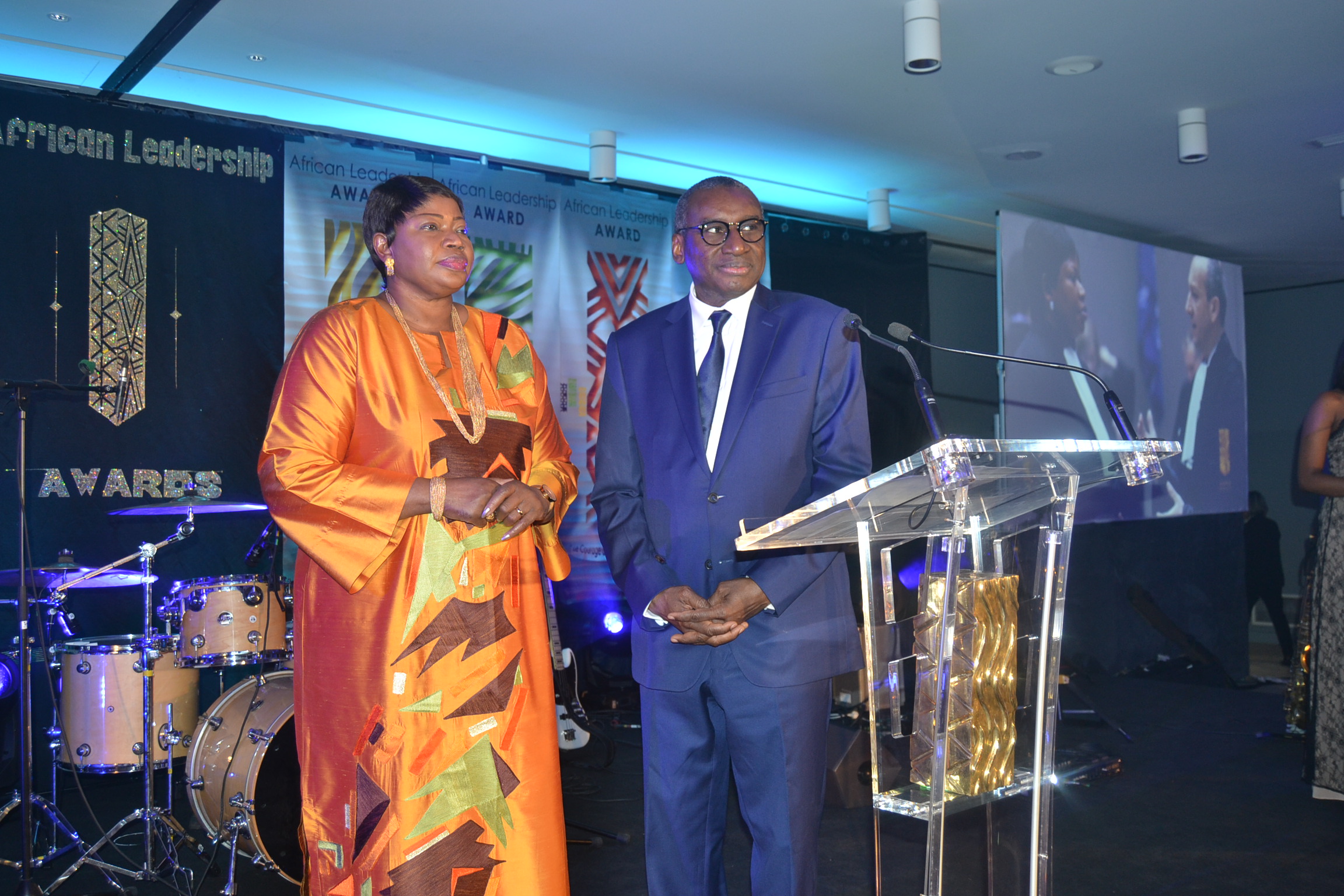 Le Meds et le Groupe Promo Consulting font illuminer le nouveau ciel Africain de la communauté de l'excellence et accrochons ensemble les nvelles étoiles des réussites de l'Elite Africaine célébrées ce 10 Novembre à Paris et qui font notre grande fie