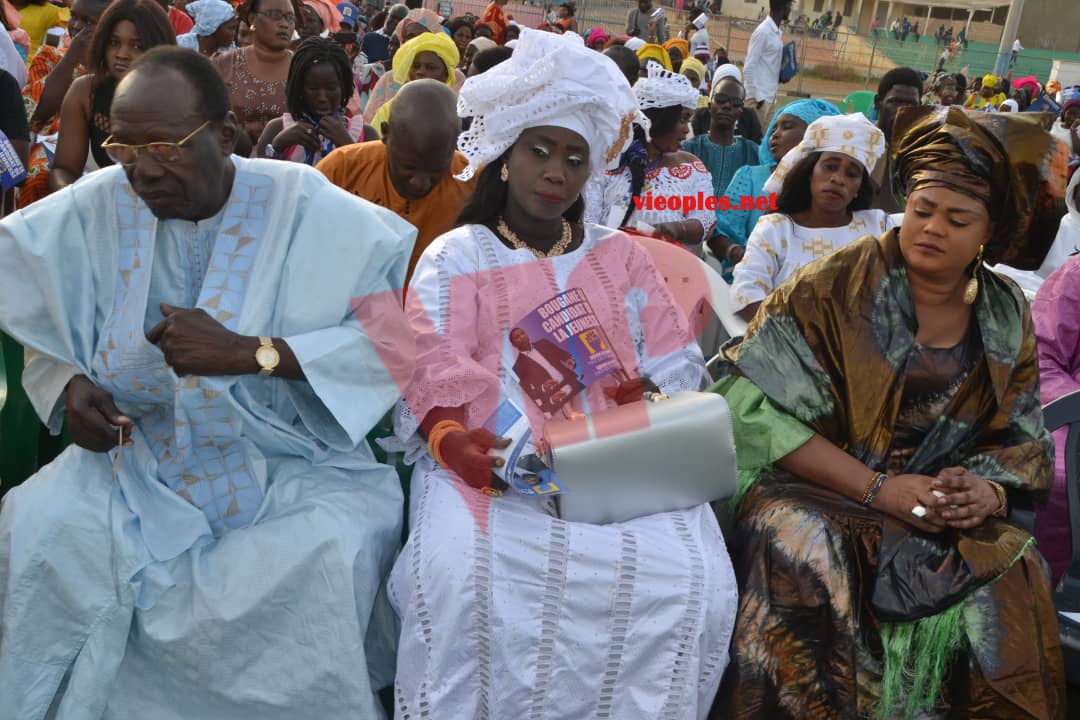 PARI DE LA MOBILISATION RÉUSSI:Les images de l'investiture du candidat de "GUEUM SA BOOP" Bougane Guéye au stade Amadou Barry.