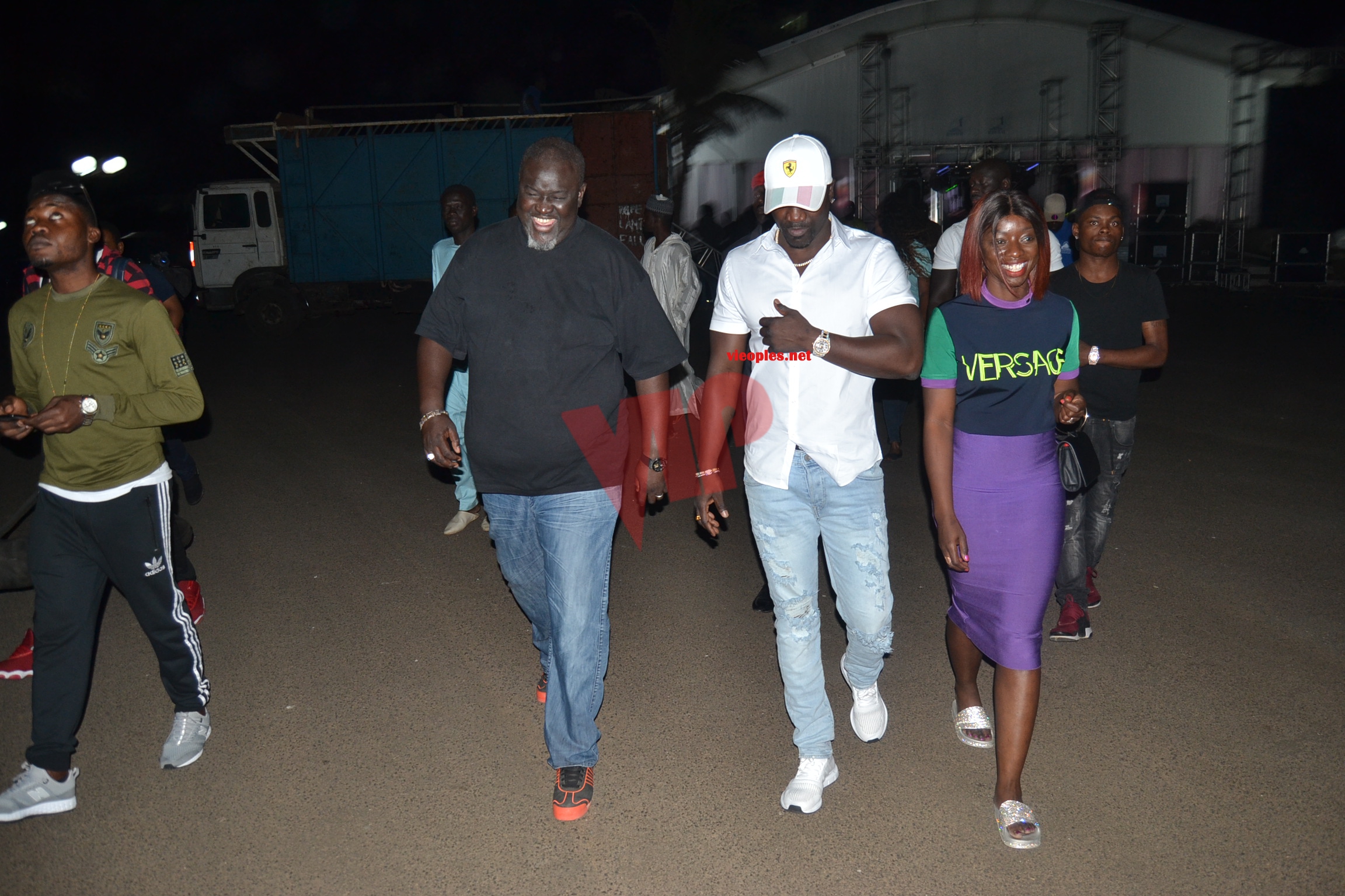 SARGAL MOR THIAM: Akon dans les derniers réglages au King Fhad Place pour la soirée de gala ce samedi 15 Décembre.