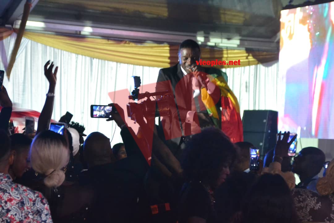 SARGAL MOR THIAM: Chaude ambiance de Akon pour rendre hommage à son père.