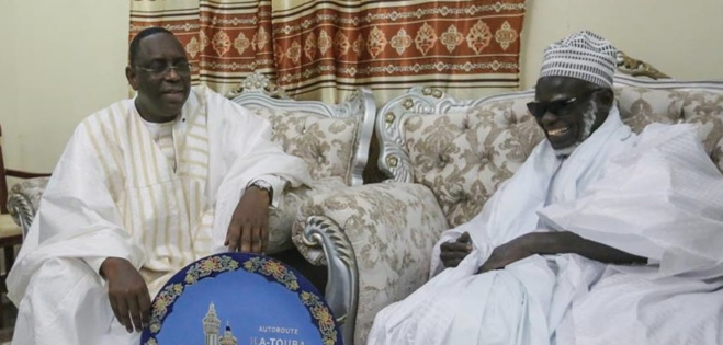Vidéo - Ila Touba : Serigne Bass Abdou Khadre délivre le message de Serigne Mountakha Mbacké à Macky Sall