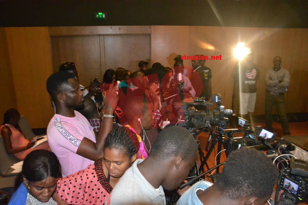 L'artiste Français Dadju en concert ce 22 décembre avec RAKHOU PROD à Dakar: La presse sénégalaise à sa rencontre