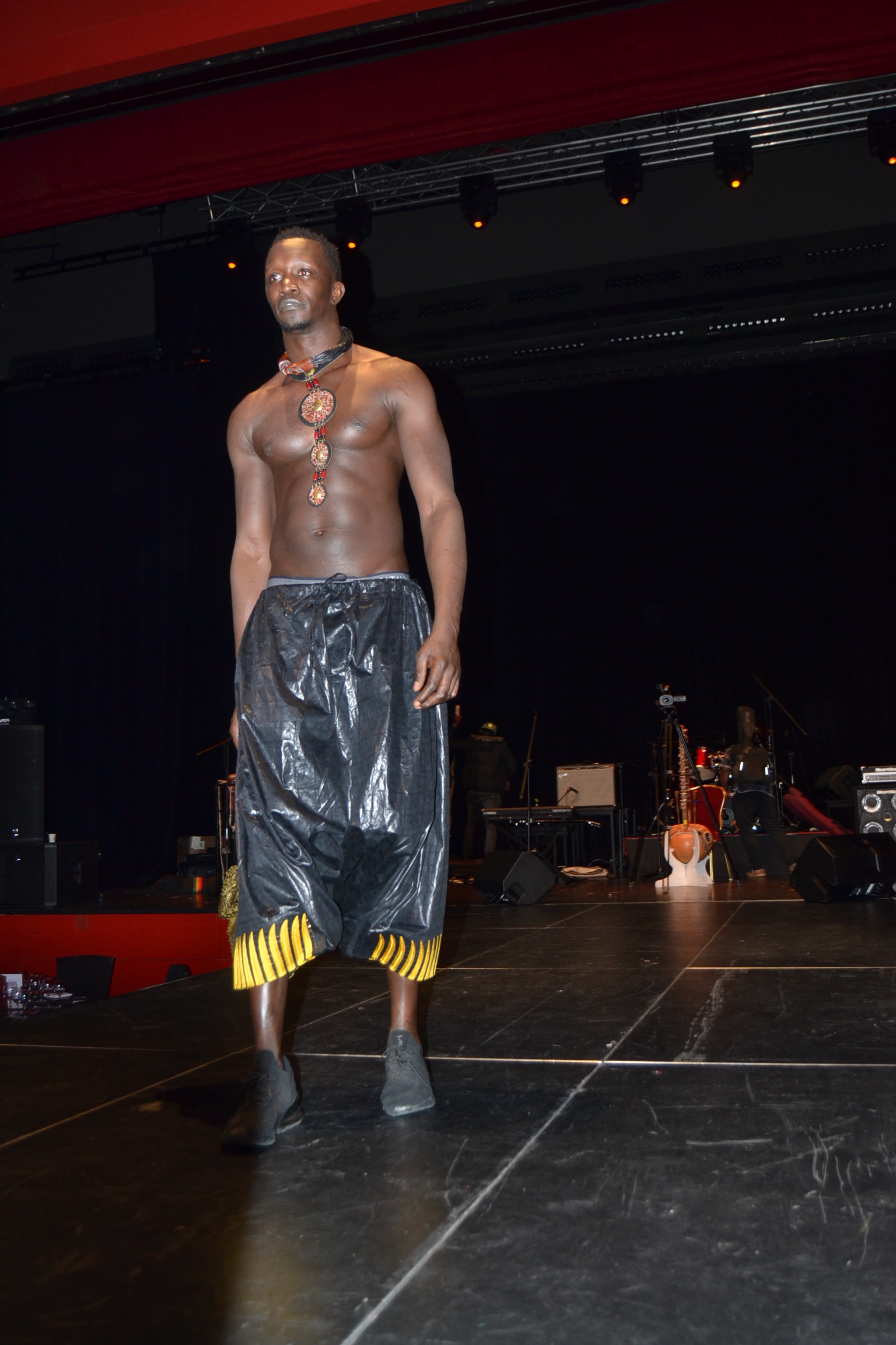 NUITDE LA MODE PANAFRICAINE: Awa Kermel By Fashion étale son savoir faire par cette belle collection.