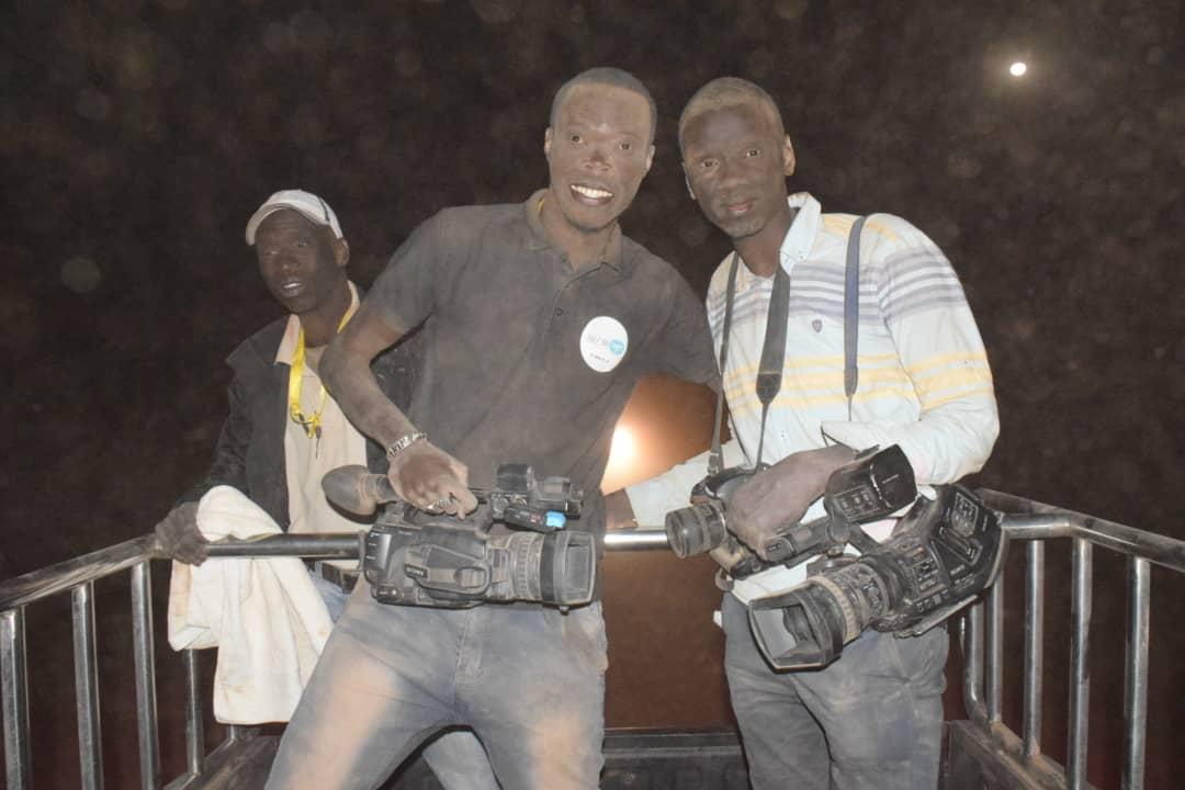 9 photos : Juste pour vous servir chers internautes de leral.net