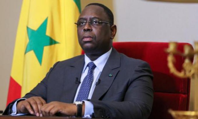 Présidentielle 2019 : Macky Sall recrute 15 avocats pour…