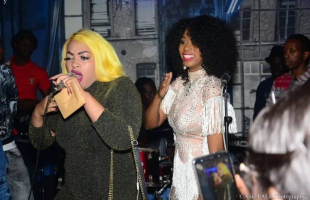 Adiouza dévoile une magnifique robe lors de sa soirée