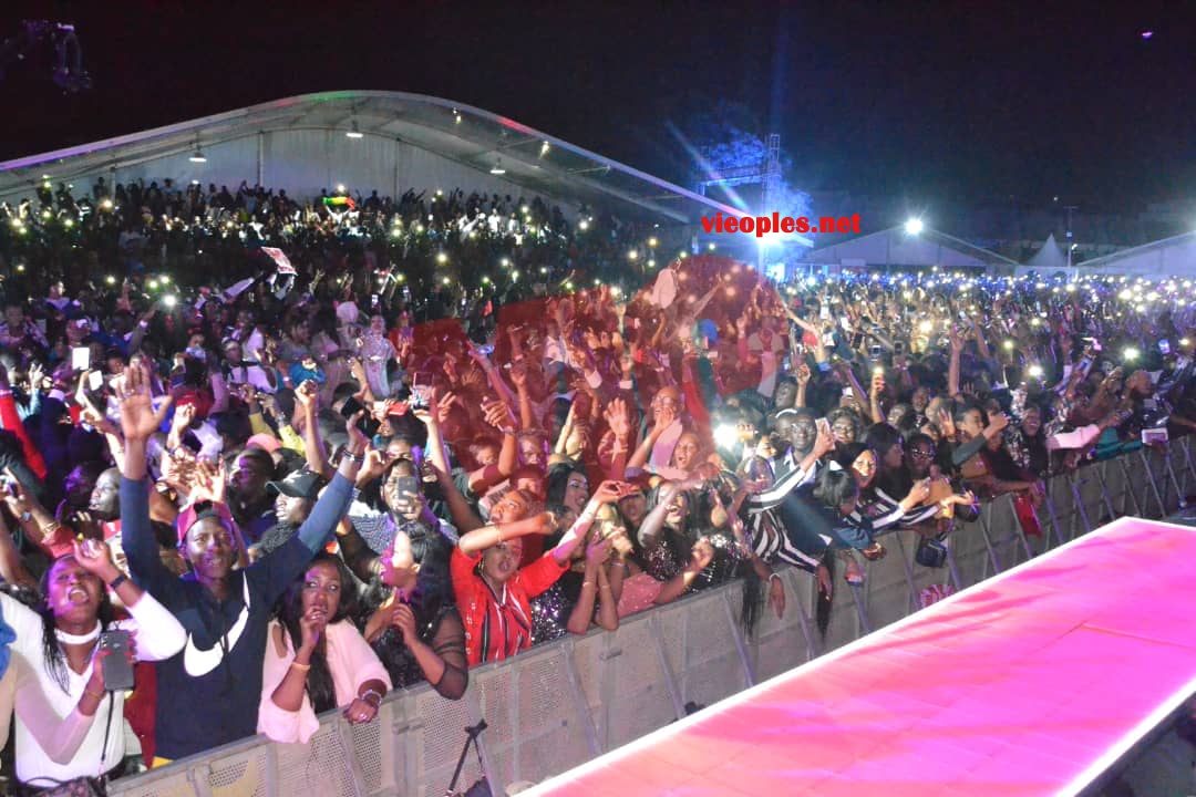 Les  90 images incroyables du "GRAND BAL"au CICES de la méga-star Youssou Ndour qui vient encore de démontrer que seule le respect et l'expérience sont la clé.