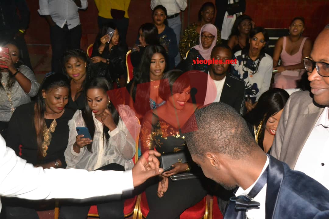 Les  90 images incroyables du "GRAND BAL"au CICES de la méga-star Youssou Ndour qui vient encore de démontrer que seule le respect et l'expérience sont la clé.