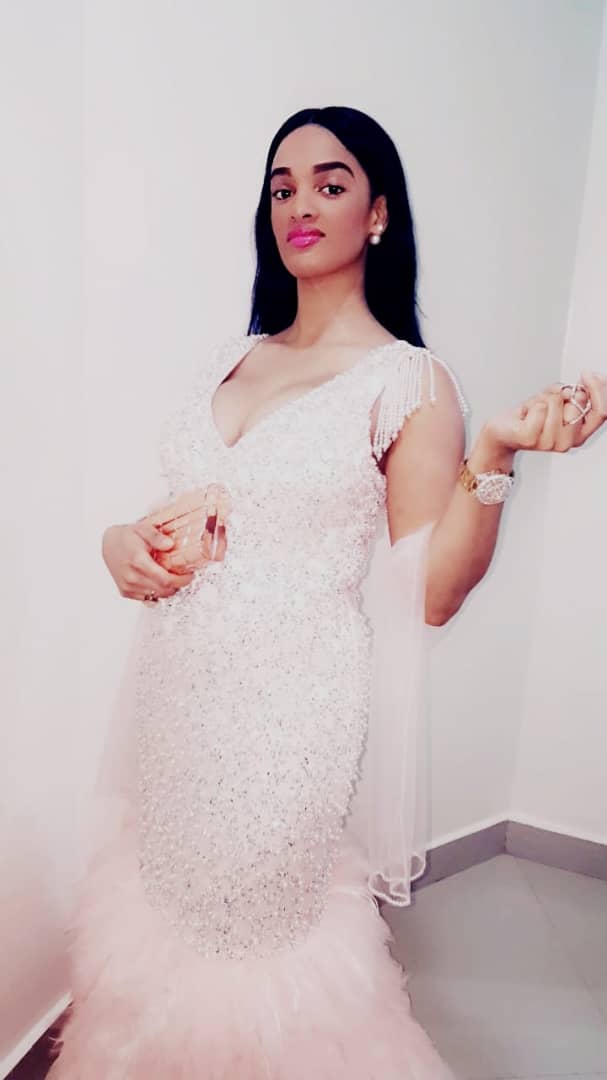 Découvrez La complicité entre l’animateur Cheikh Sarr de la Zik Fm et son epouse au gala de FOGECA