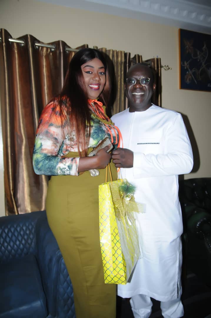 Anniversaire privé: Le président du MEDS Mbagnick Diop souffle une bougie de plus.