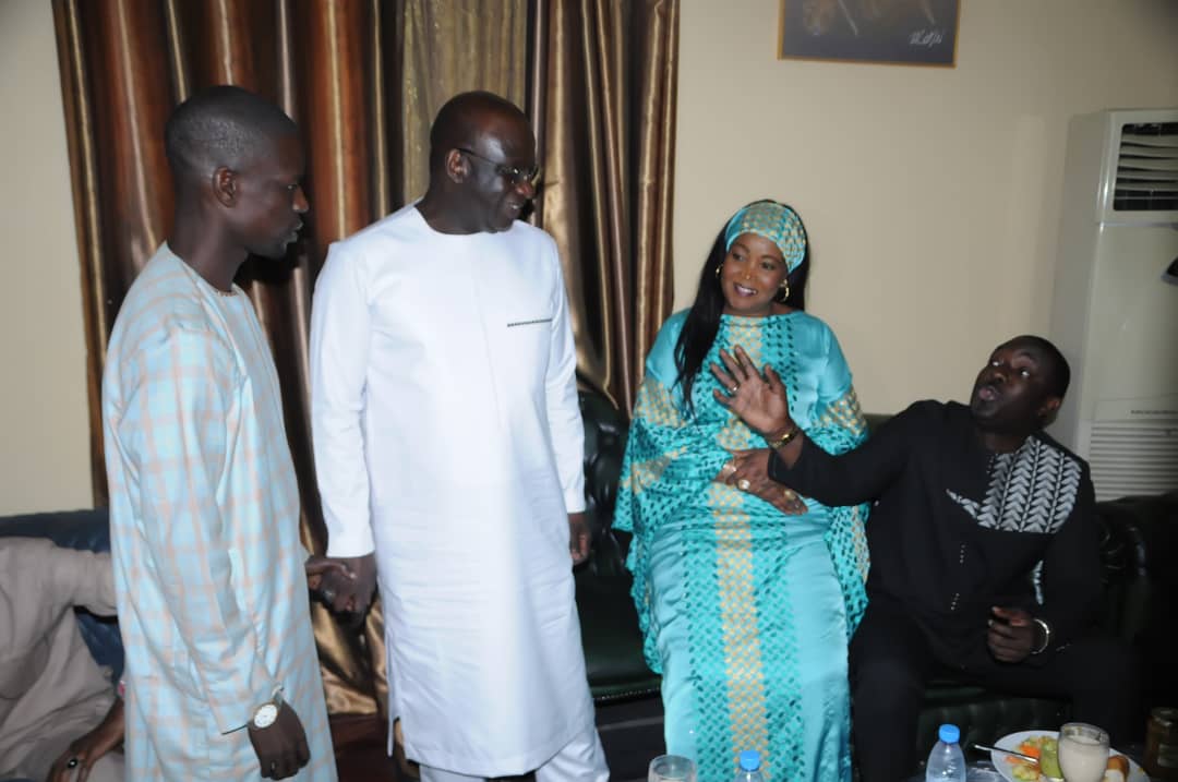 Anniversaire privé: Le président du MEDS Mbagnick Diop souffle une bougie de plus.