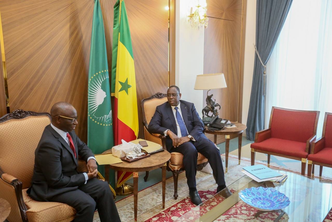 Photos : Abdoulaye Diop, l’ancien ministre de l’Économie et des Finances reçu par Macky Sall