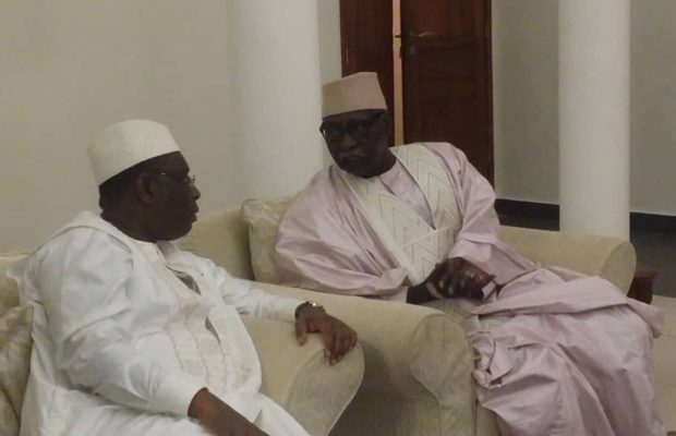 Macky Sall reçu par le Khalife général des Tidianes tard dans la nuit