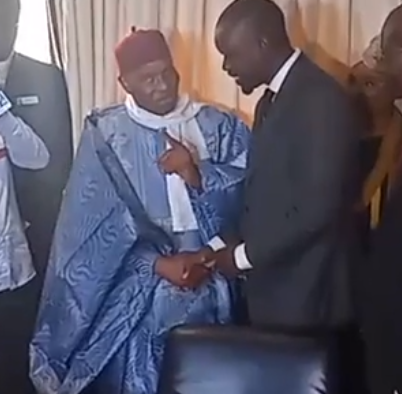 Les premières images de la rencontre entre Wade et Sonko