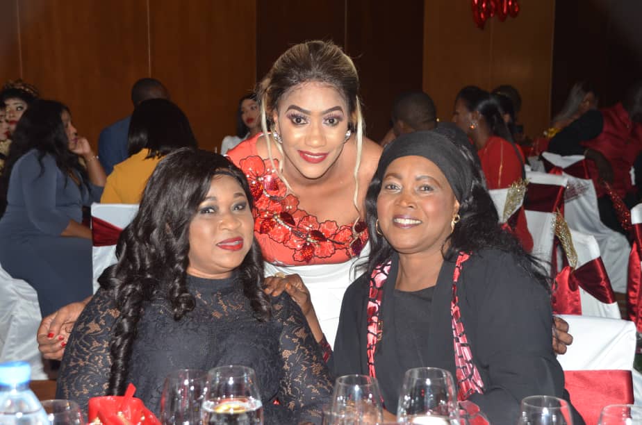 Soirée St Valentin validée: Bébé Basse Diouf réussit le pari de sa premiére édition avec Pape Diouf au Radisson.