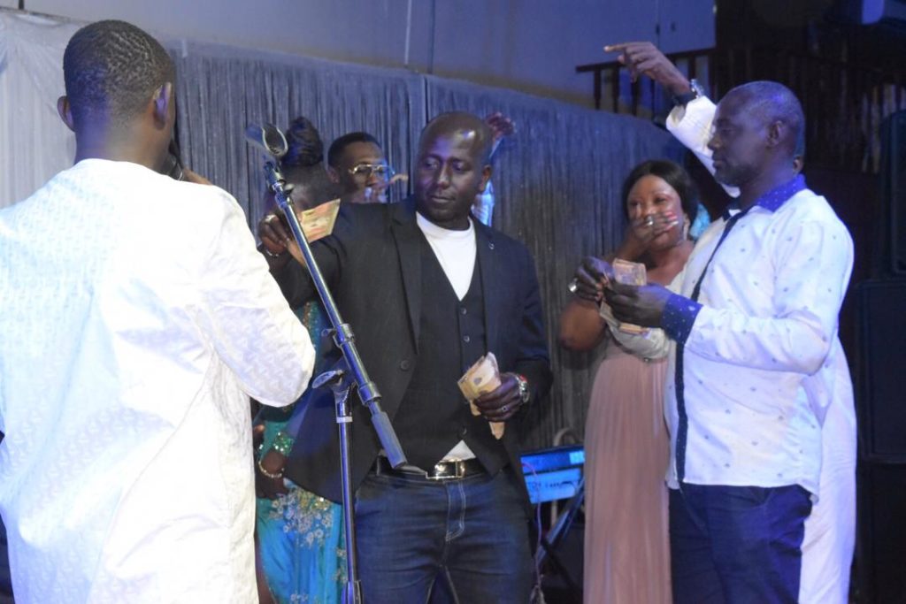 Dîner De Galla Au Penche Hall De Gambie : Pape Diouf assure …En images