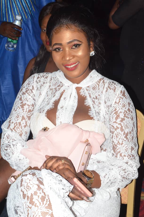 Les belles Gambiennes au top à la soirée de Pape Diouf avec S&J PROPRETIES de Binta Ndaw