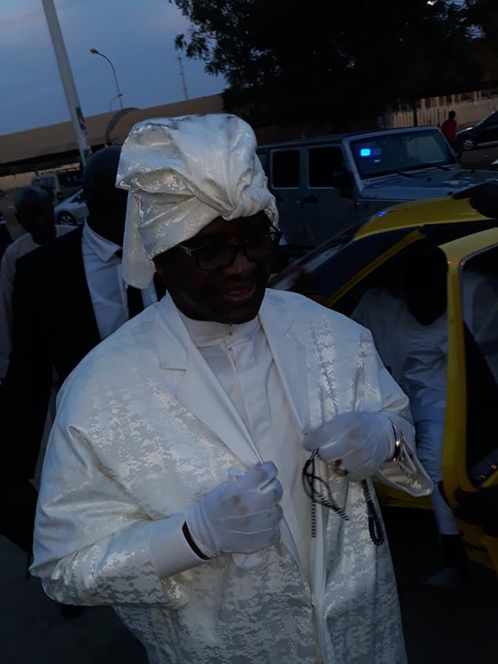 Cheikh Ahmadou Kara aperçu à bord d'un taxi à Thiès