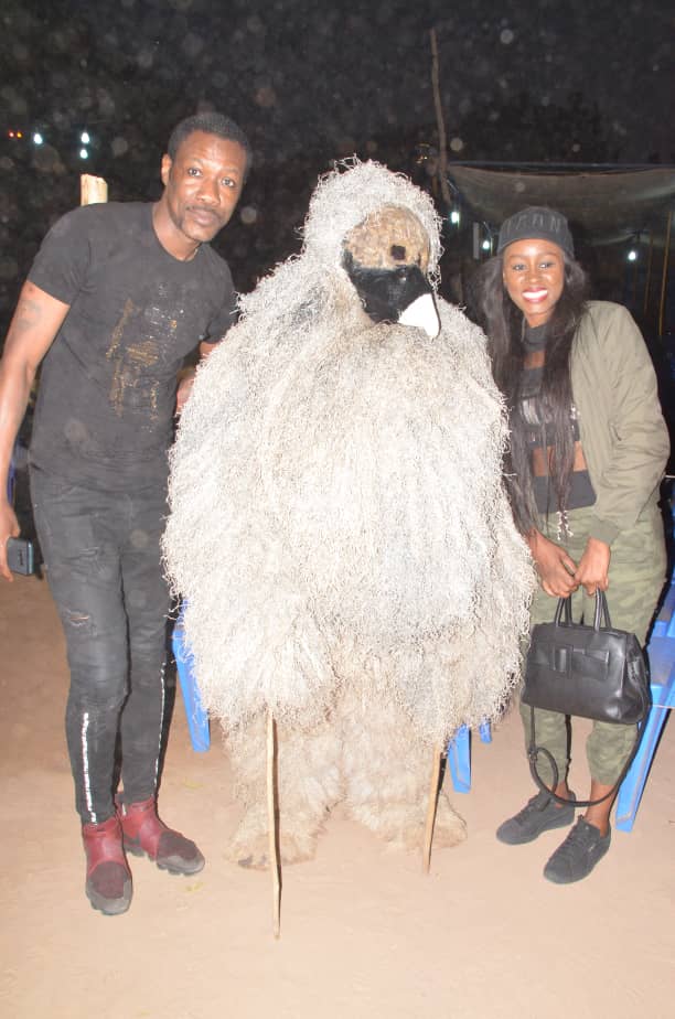 L' accueille de Queen Biz au 21 eme éditions du carnaval du Sud avec les jeunes de Kafountine.