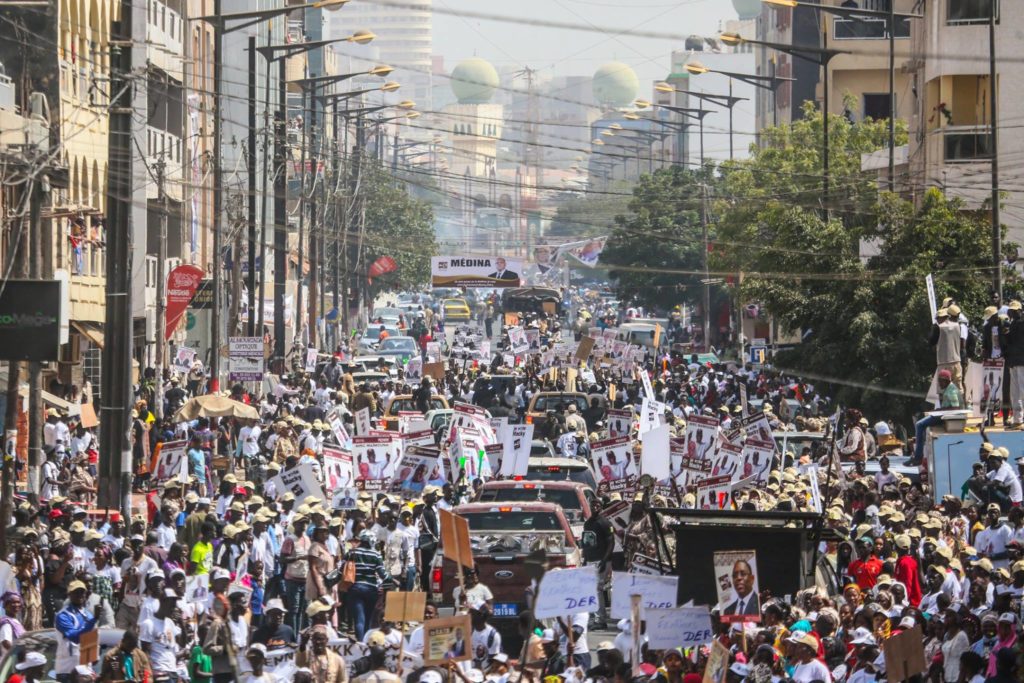 Macky Sall dans les rues de Dakar… Tout ce que vous n’avez pas vu en images