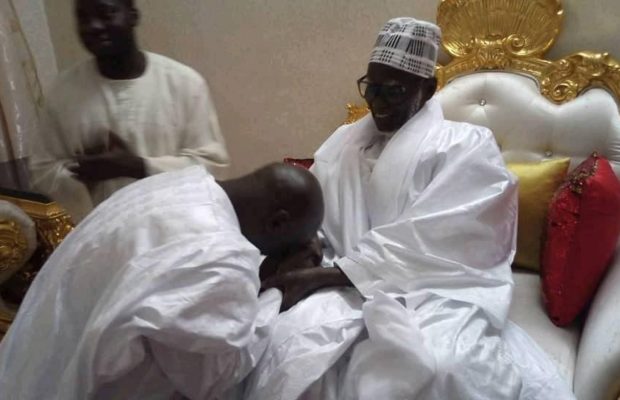 Le Khalife Général des Mourides à Idrissa Seck « Amgen Daam Diou Reuy »