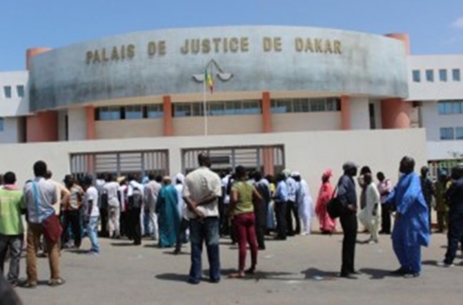 Procès des militants de ‘’Idy 2019’’ : aucun leader de l’opposition présent au palais de Justice