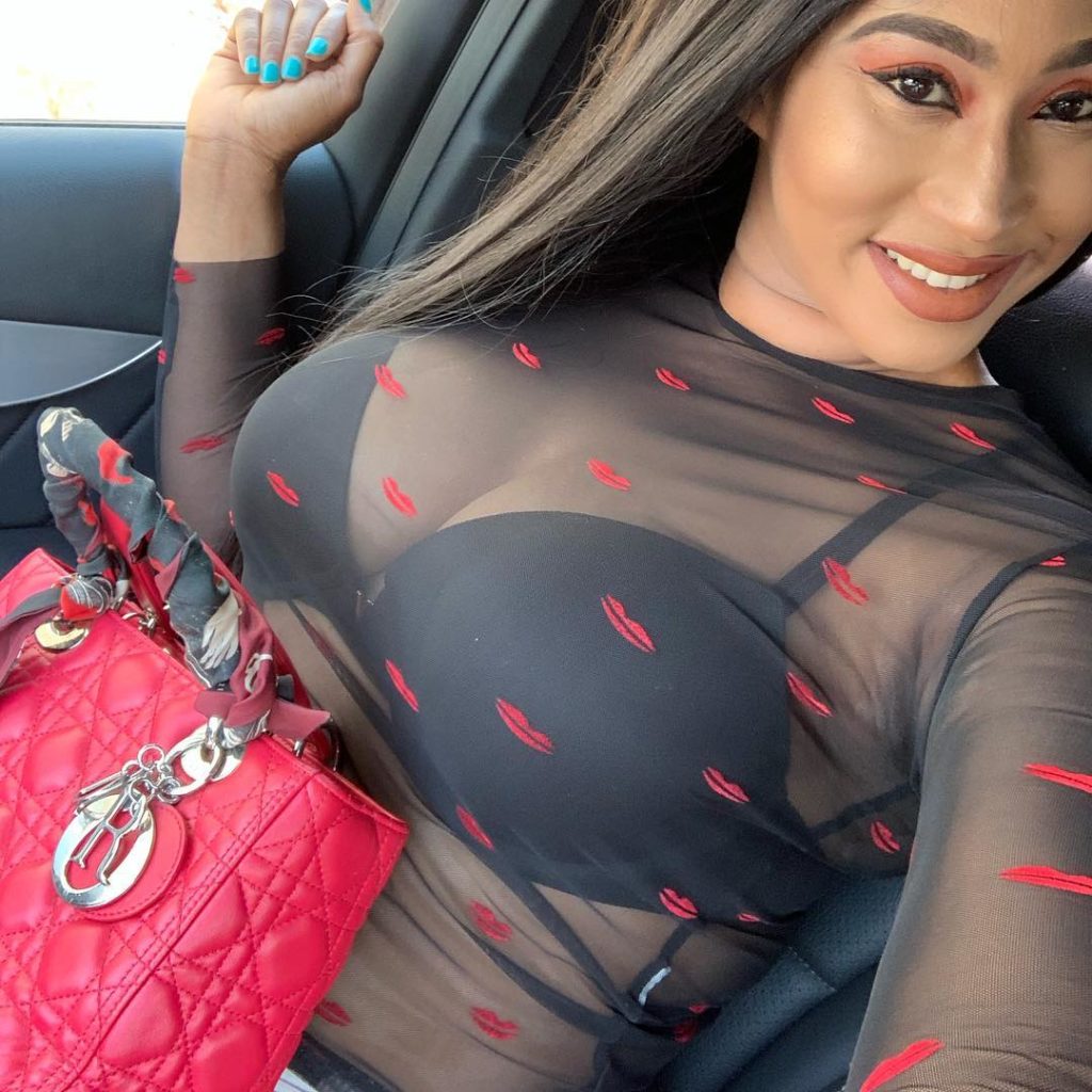 Dubai: Diaba Sora, la bombe malienne « fière » de ses courbes