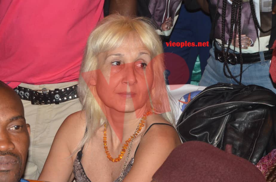 GOUDI FANS YI: Sargal président Mbagnick Diop du MDES, Pape Diouf met le feu au grand theatre. Les 60 images regardez