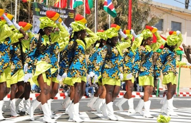 La belle prestation des majorettes du Collège Notre Dame