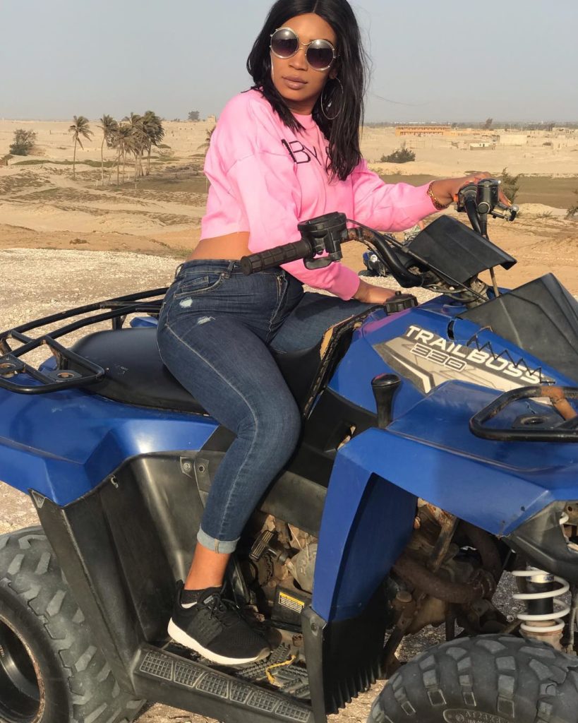 Louise, se la coule douce, fait bonne figure