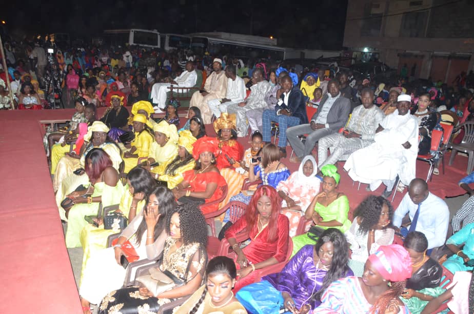 Sargal Cheikh Sarr, Serigne Saliou Keur Massar présente sa collection indépendance du Sénégal.