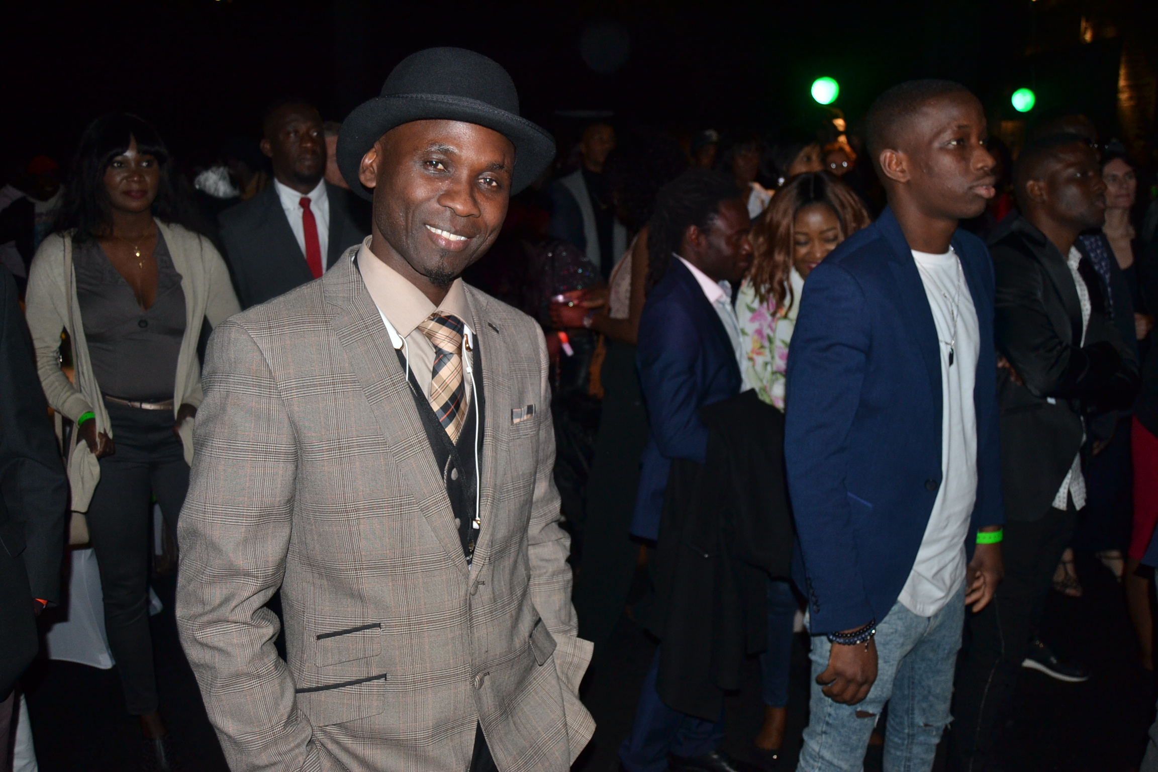 Pape Diouf assure un show époustouflante au Key West, Bruxelles répond à BE TERANGA de Thierno Diop. Les images