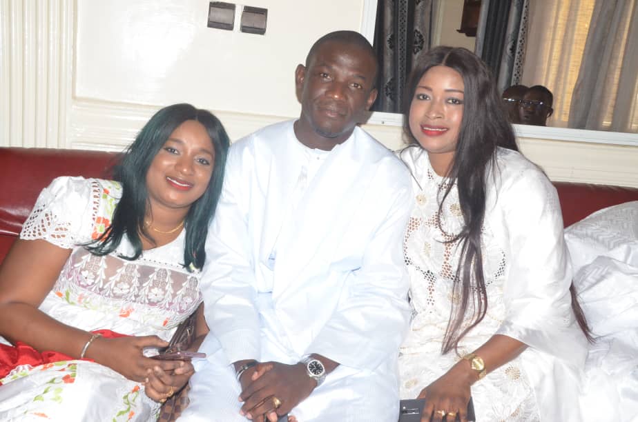 119 Appel de Seydina Limamou Laye, Pape Seck Touba Couture reçoit ses amis chez lui. REGARDEZ LES IMAGES